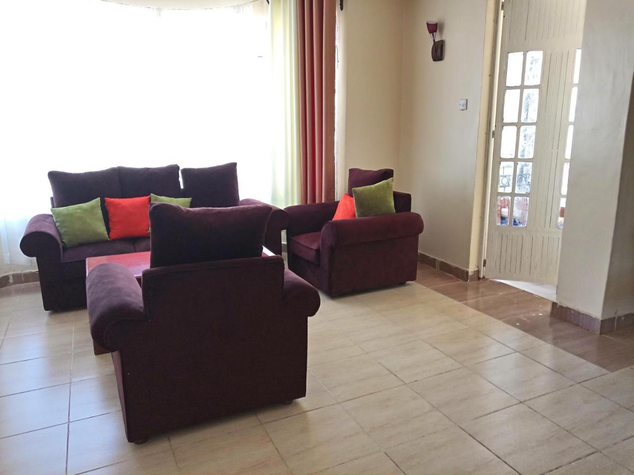 Terminal Homestay Mlolongo Exteriér fotografie